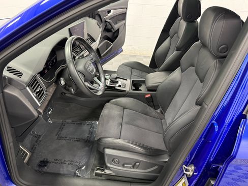 Used 2023 Audi SQ5 Premium Plus w/ Premium Plus Package AWD/4WD image 16