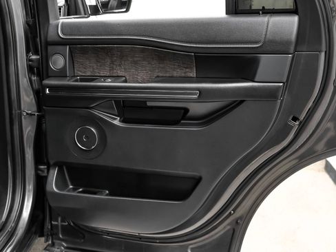 Used 2019 Ford Expedition Limited w/ Cargo Package image 58