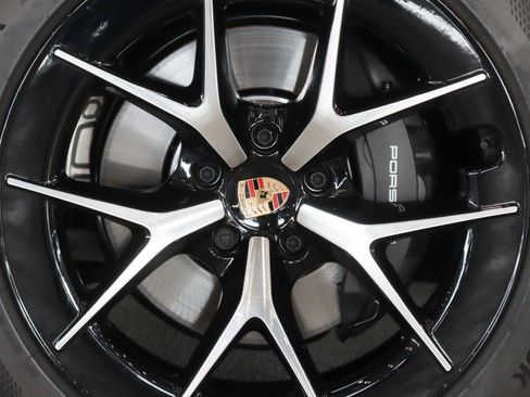 Used 2026 Porsche Cayenne Electric AWD/4WD image 13