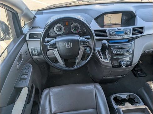 Used 2013 Honda Odyssey Touring image 8