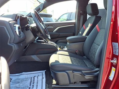 Used 2023 Chevrolet Colorado Z71 image 22