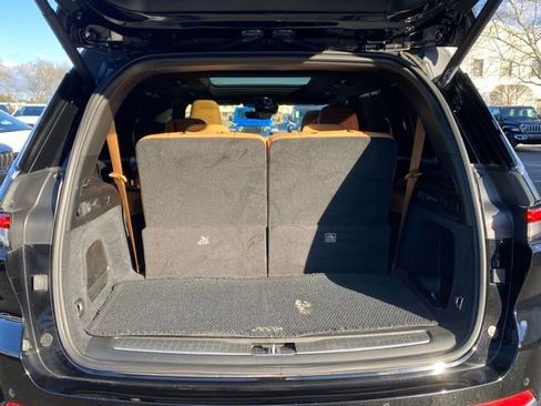 Certified 2023 Jeep Grand Cherokee L Summit image 12