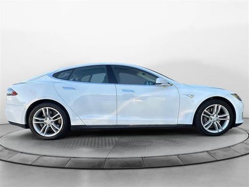 Used 2013 Tesla Model S Long Range image 6