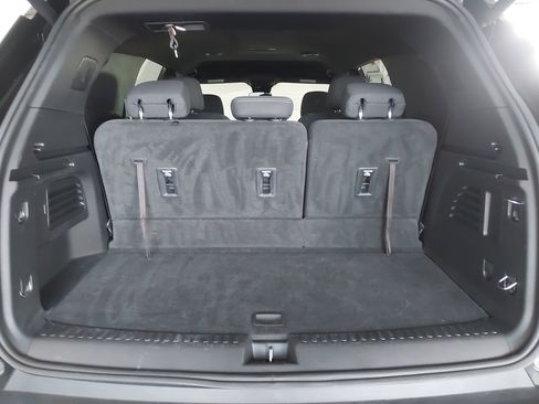 Used 2024 Chevrolet Traverse LT FWD image 27