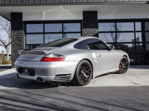 Used 2001 Porsche 911 Turbo image 8