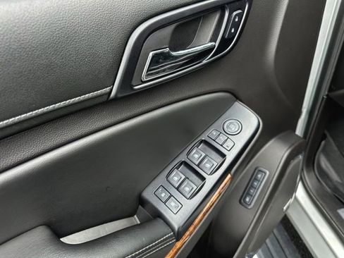 Used 2016 Chevrolet Tahoe LTZ AWD/4WD image 15