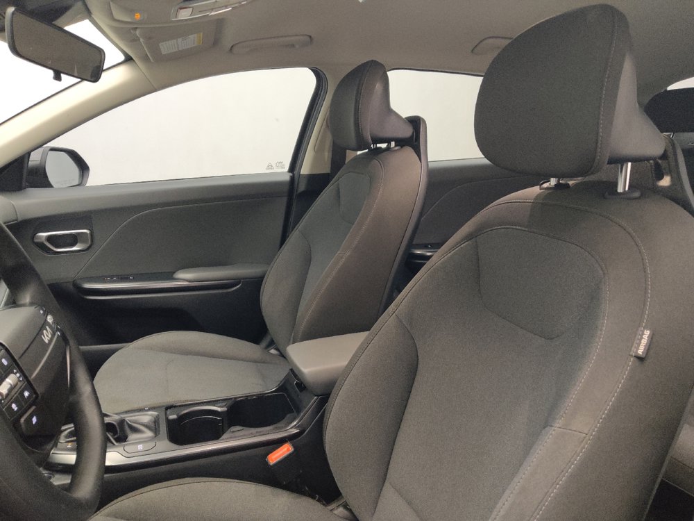 Used 2025 Kia K4 FWD image 17