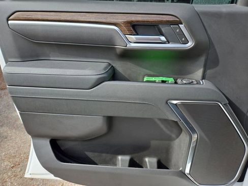 New 2026 GMC Sierra 1500 SLE w/ X31 Off-Road Package image 13