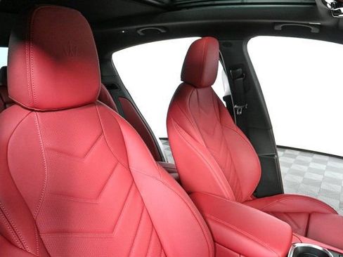 New 2025 Maserati Grecale Folgore AWD/4WD image 27