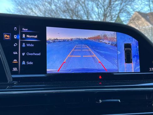 Used 2024 Cadillac Escalade ESV Sport image 33