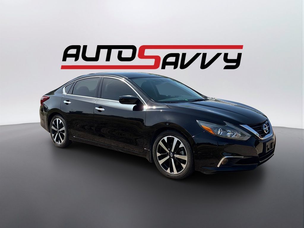 Used 2018 Nissan Altima 2.5 SR FWD image 3