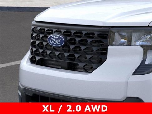 New 2025 Ford Maverick XL w/ Equipment Group 102A image 18