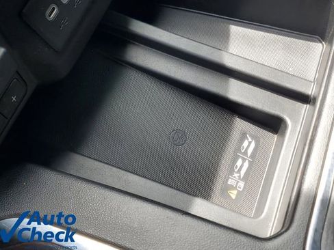 Used 2021 GMC Sierra 1500 SLT w/ SLT Premium Plus Package AWD/4WD image 30
