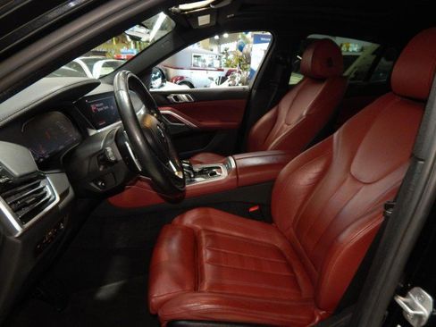 Used 2021 BMW X6 xDrive40i w/ Premium Package image 17