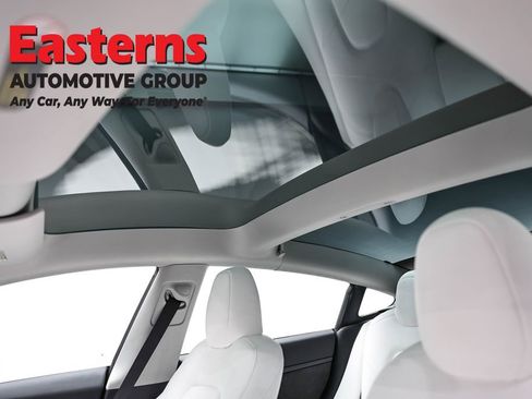 Used 2023 Tesla Model 3 Standard Range image 28