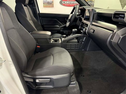 Used 2025 Toyota 4Runner SR5 image 14