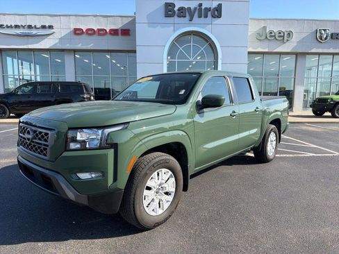 Used 2024 Nissan Frontier SV w/ SV Convenience Package RWD image 1