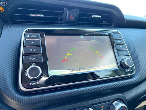 Used 2024 Nissan Kicks S image 13