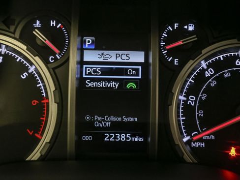 Used 2023 Toyota 4Runner TRD Off-Road Premium image 40