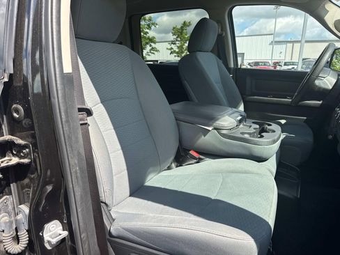 Used 2017 RAM 2500 Tradesman w/ Chrome Appearance Group AWD/4WD image 25