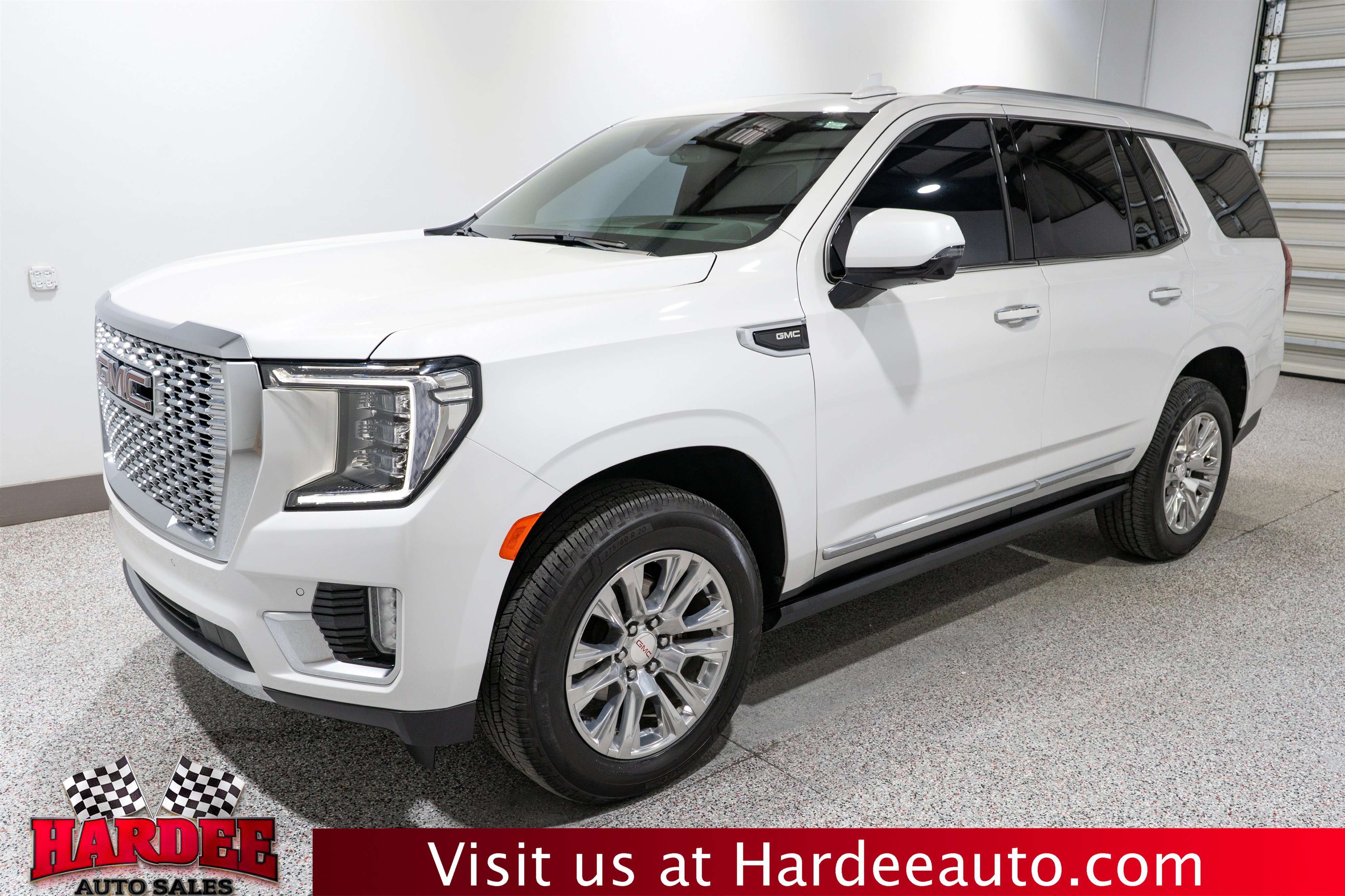 Used 2021 GMC Yukon Denali AWD/4WD image 2