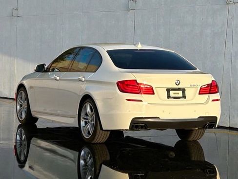 Used 2011 BMW 550i 550i image 6