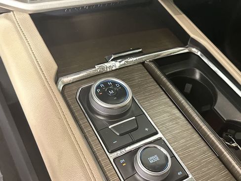 Certified 2023 Ford Expedition Limited image 49