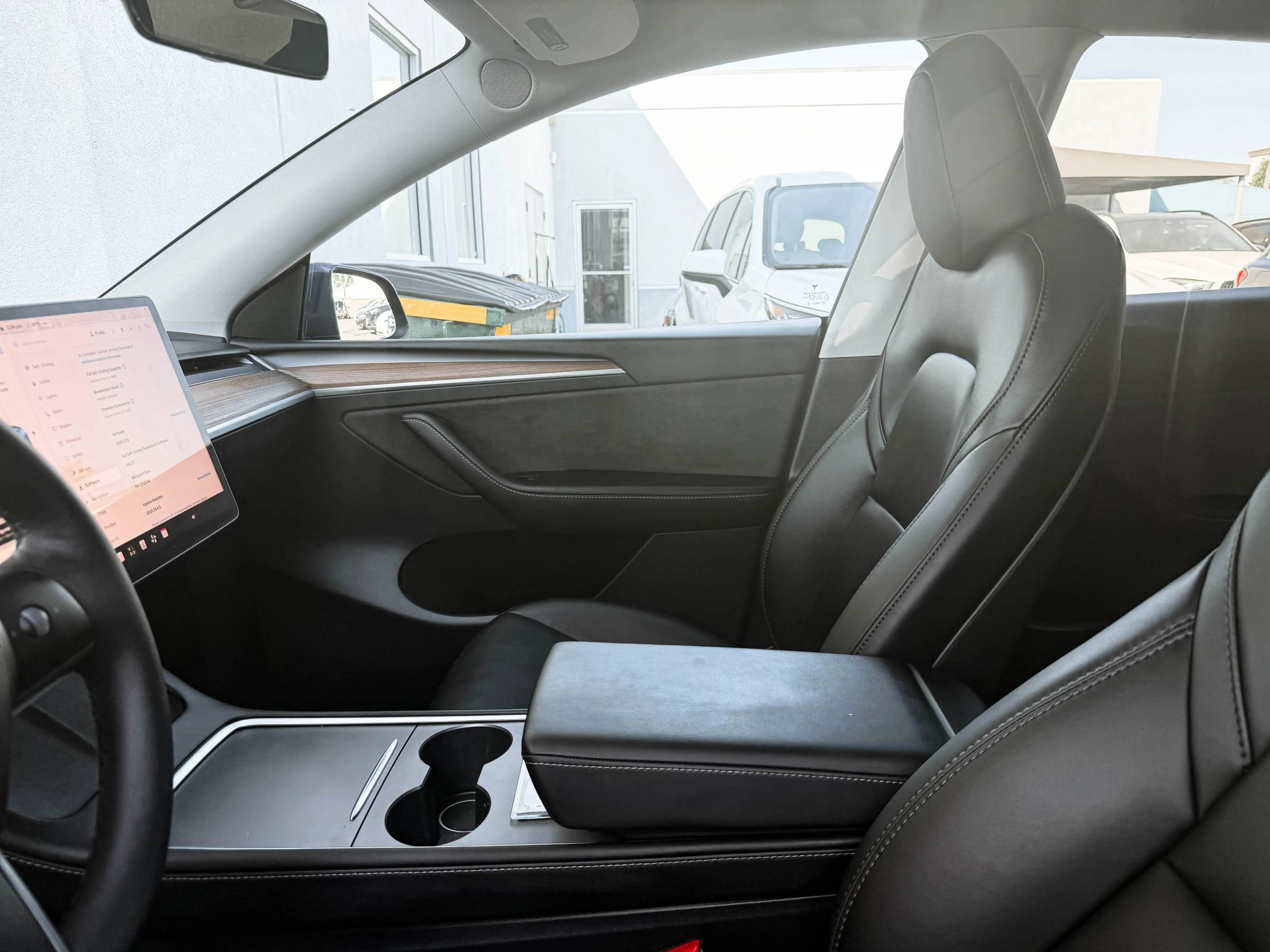 Used 2023 Tesla Model Y Long Range AWD/4WD image 21