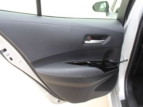 Used 2022 Toyota Corolla SE image 27