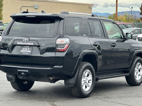 Used 2024 Toyota 4Runner SR5 image 4
