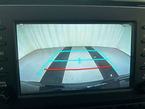 Used 2019 Toyota RAV4 XLE w/ Convenience Package image 15