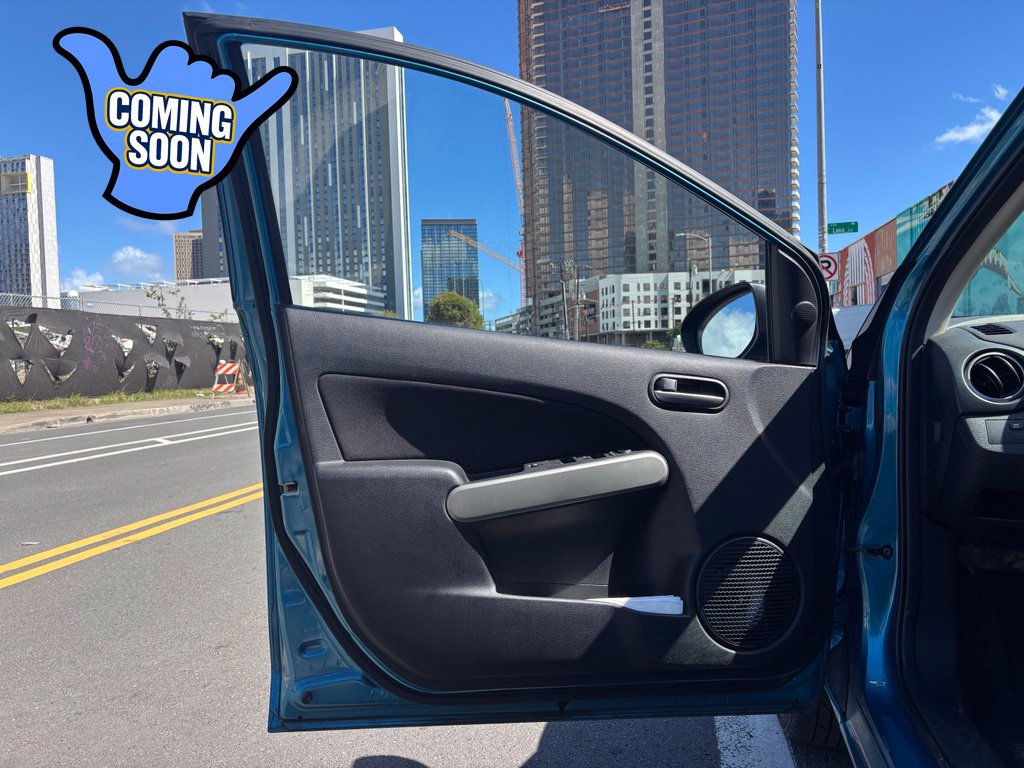 Used 2011 MAZDA MAZDA2 Touring FWD image 12