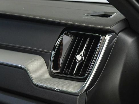 Certified 2024 Volvo XC60 T8 Polestar AWD/4WD image 19