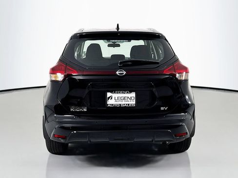 Used 2023 Nissan Kicks SV FWD image 6