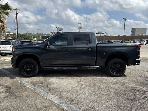 Used 2021 Chevrolet Silverado 1500 Custom Trail Boss AWD/4WD image 6