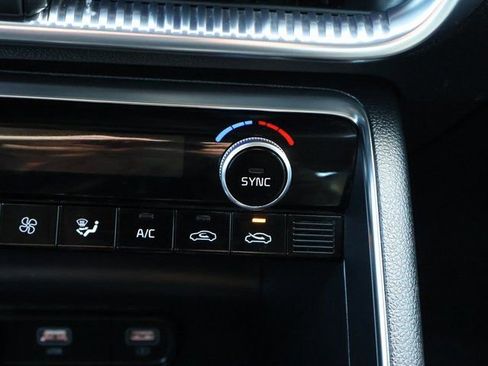 Used 2022 Kia K5 EX w/ EX Premium Package image 26