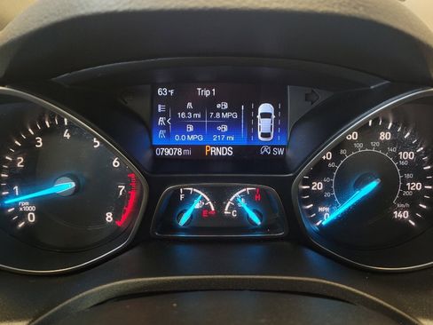 Used 2017 Ford Escape Titanium w/ Equipment Group 301A FWD image 23