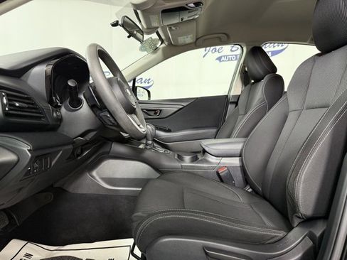 Used 2022 Subaru Legacy image 11