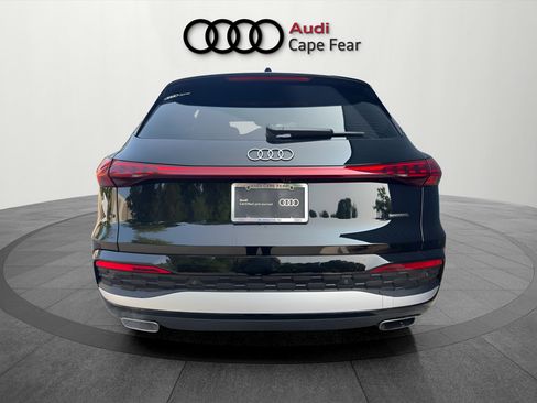 Used 2025 Audi Q5 Premium Plus AWD/4WD image 4