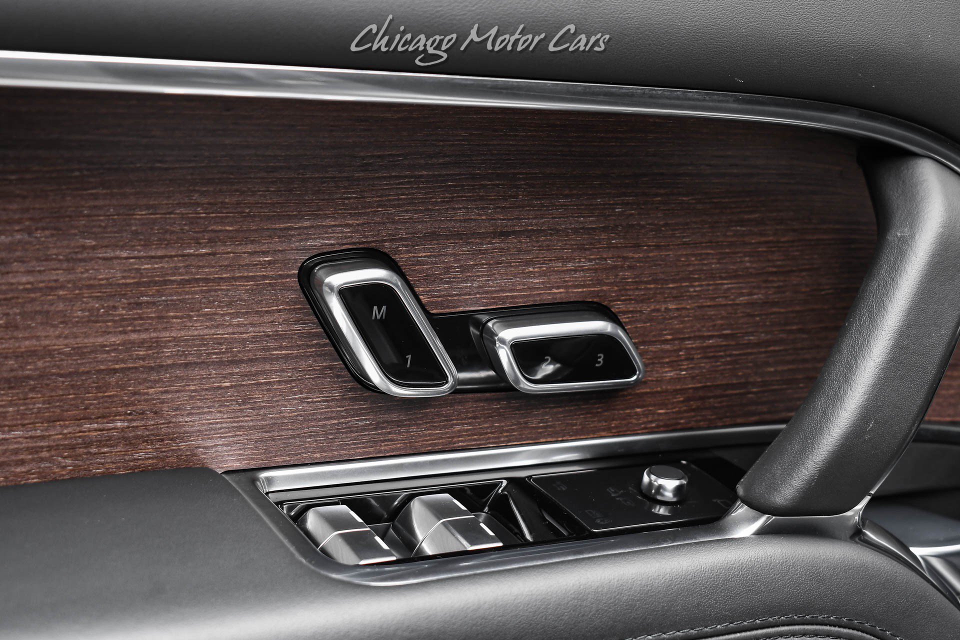 Used 2024 Land Rover Range Rover SE AWD/4WD image 31
