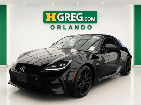 Used 2023 Toyota GR86 Premium RWD image 4