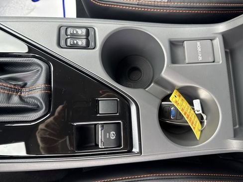 New 2025 Subaru Crosstrek 2.5i Limited w/ Crosstrek Mirror Package image 37