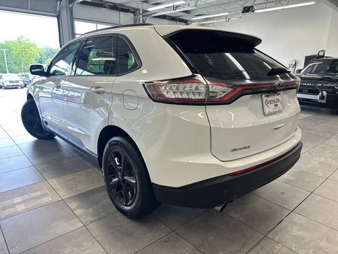 Used 2018 Ford Edge SE AWD/4WD image 14