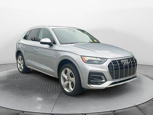Used 2021 Audi Q5 2.0T Premium Plus w/ Premium Plus Package AWD/4WD image 1