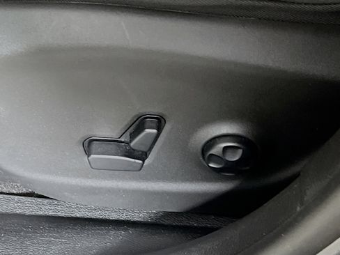 Used 2020 Jeep Cherokee High Altitude image 16