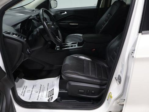 Used 2018 Ford Escape Titanium AWD/4WD image 10
