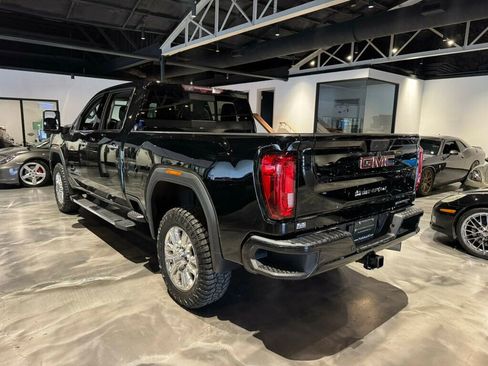 Used 2020 GMC Sierra 2500 Denali w/ Denali Ultimate Package image 3