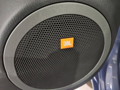 Used 2011 Toyota RAV4 Limited w/ Limited Extra Value Pkg image 17