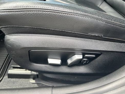 Used 2017 BMW 530i xDrive AWD/4WD image 11