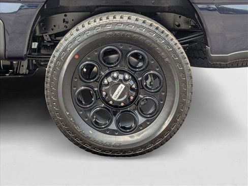 New 2025 Ford F250 Lariat w/ Lariat Ultimate Package image 9